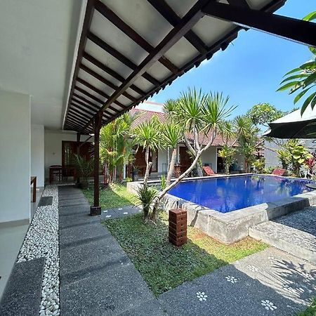 Pererenan Nengah Guest House Canggu Экстерьер фото