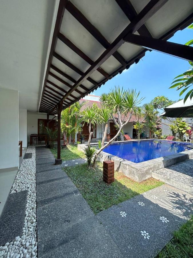 Pererenan Nengah Guest House Canggu Экстерьер фото