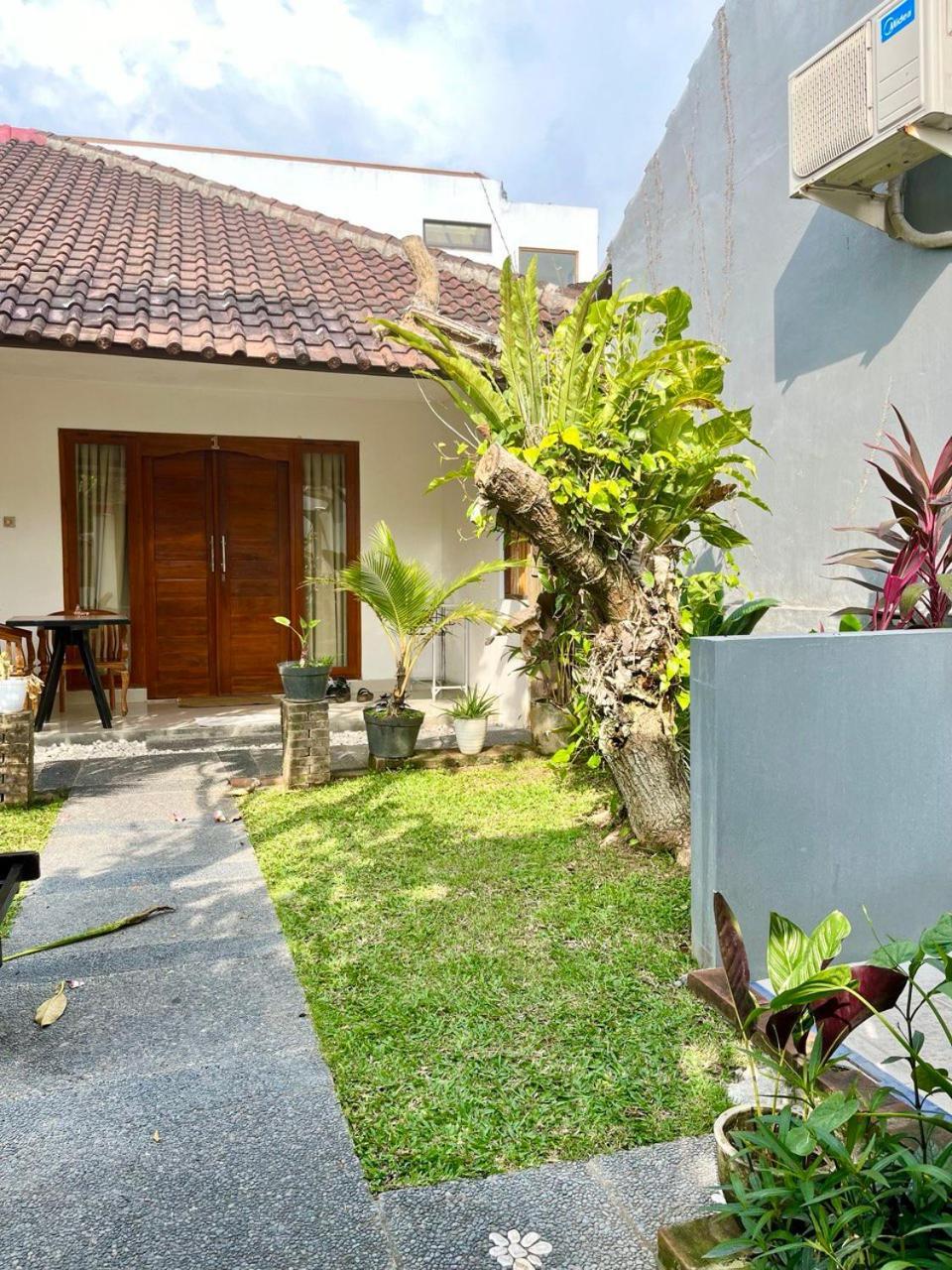 Pererenan Nengah Guest House Canggu Экстерьер фото